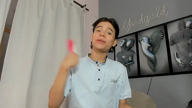 camillo virgil online show from October 15, 2025, 10:56 am