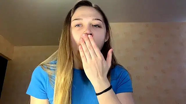 Snapshot of Smoke_mama chatting on February 24, 2026, 8:15 am Smoke mama online show from February 24, 2026, 8:15 am