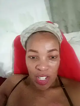 Snapshot of Eroticdollxx3 chatting on October 1, 2025, 5:17 pm Eroticdollxx3 online show from October 1, 2025, 5:17 pm