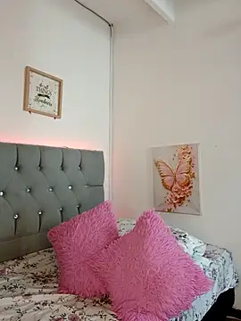 Snapshot of Miss-Melina chatting on September 12, 2025, 7:46 pm Miss-Melina online show from September 12, 2025, 7:46 pm