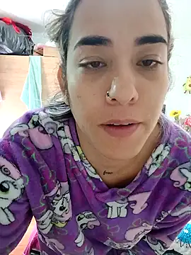 Miss-Melina online show from December 3, 2025, 3:33 pm