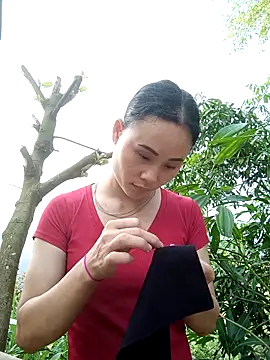 Snapshot of Ruaiuoi chatting on April 3, 2026, 9:27 am Ruaiuoi online show from April 3, 2026, 9:27 am