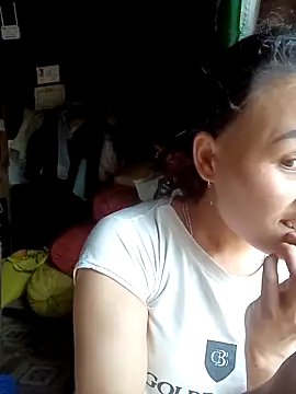 Snapshot of Ruaiuoi chatting on April 5, 2026, 3:13 am Ruaiuoi online show from April 5, 2026, 3:13 am