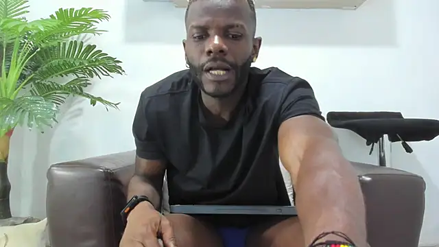 Snapshot of santiblack7 chatting on September 23, 2025, 8:05 pm santiblack7 online show from September 23, 2025, 8:05 pm