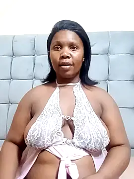 curveAss222 online show from October 30, 2025, 4:04 pm