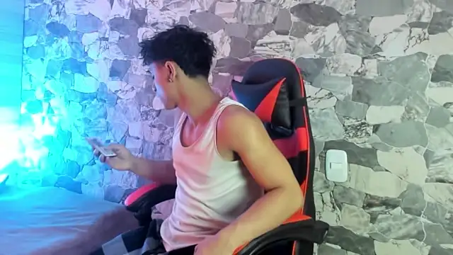 ZYZZ1312 online show from April 2, 2026, 5:03 am