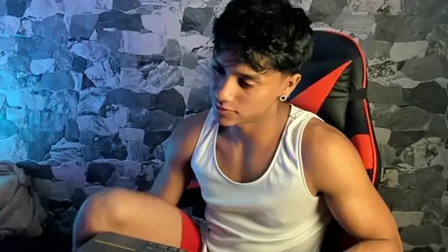 ZYZZ1312 online show from April 25, 2026, 6:27 am