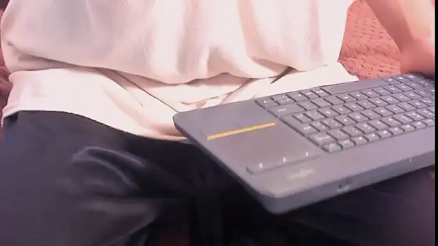 Snapshot of ZYZZ1312 chatting on February 2, 2026, 6:29 pm ZYZZ1312 online show from February 2, 2026, 6:29 pm