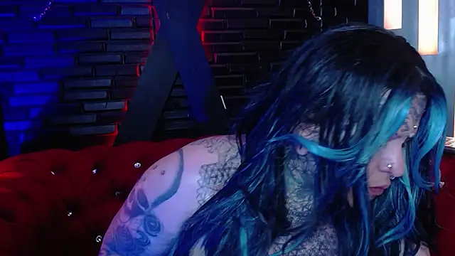 Venus Rock online show from November 16, 2025, 4:39 am