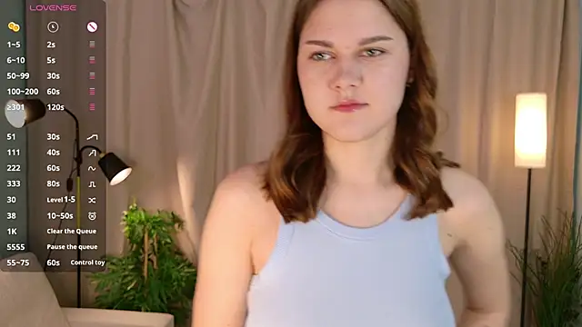 lisabaus online show from October 21, 2025, 7:08 am