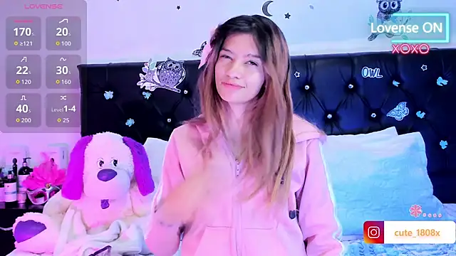 Snapshot of Sofiia_cute_ chatting on April 1, 2026, 6:04 am Sofiia cute online show from April 1, 2026, 6:04 am