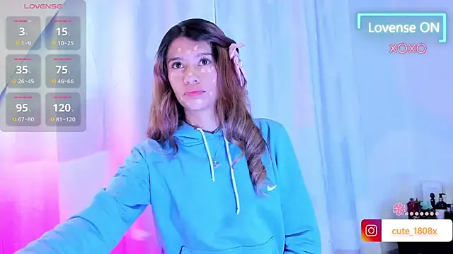 Snapshot of Sofiia_cute_ chatting on March 17, 2026, 4:37 am Sofiia cute online show from March 17, 2026, 4:37 am