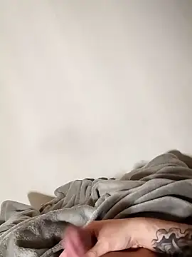 Zmagikc online show from January 13, 2026, 11:52 pm