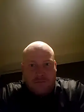 svenni2525 online show from October 26, 2025, 10:54 pm