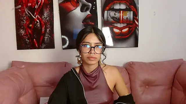 Miahotcs1 online show from February 20, 2026, 3:25 pm