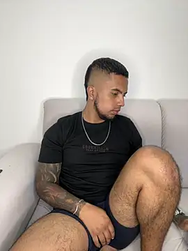 hot miguel online show from October 17, 2025, 3:43 am