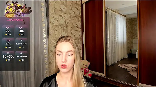 mishapallmer online show from November 27, 2025, 4:13 am