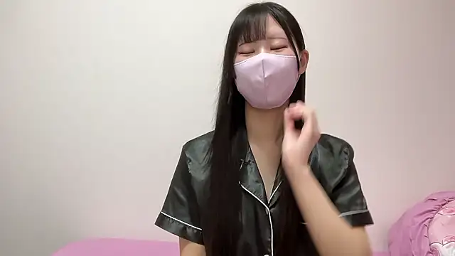 Snapshot of noa_uxu chatting on November 28, 2025, 10:37 am noa uxu online show from November 28, 2025, 10:37 am