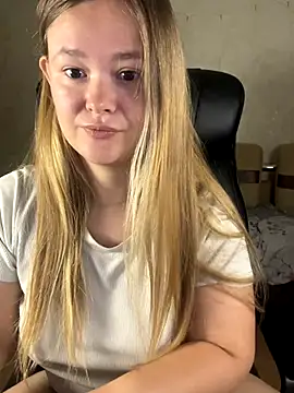 CaramelleSugar  online show from October 17, 2025, 6:10 pm