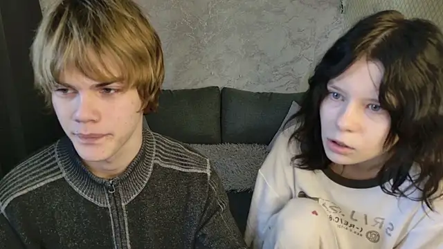 Snapshot of Bonnie_And_C1yde chatting on April 7, 2026, 5:09 am Bonnie And C1yde online show from April 7, 2026, 5:09 am