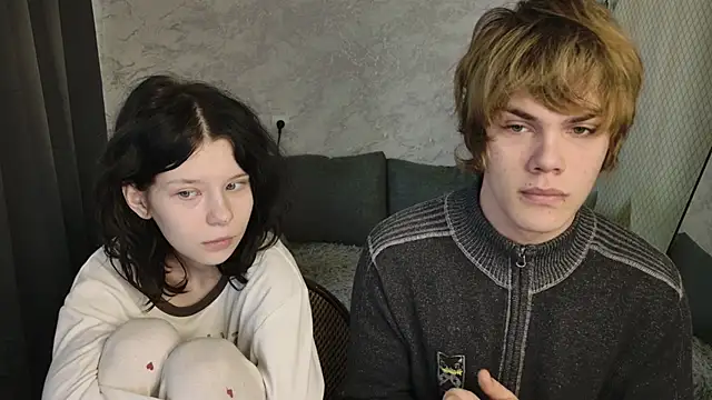 Snapshot of Bonnie_And_C1yde chatting on April 6, 2026, 5:08 am Bonnie And C1yde online show from April 6, 2026, 5:08 am