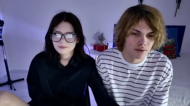 Snapshot of Bonnie_And_C1yde chatting on January 14, 2026, 2:31 pm Bonnie And C1yde online show from January 14, 2026, 2:31 pm