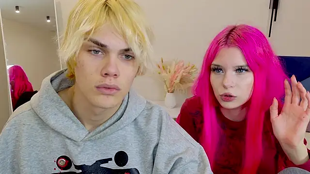 Bonnie And C1yde online show from October 6, 2025, 5:02 pm