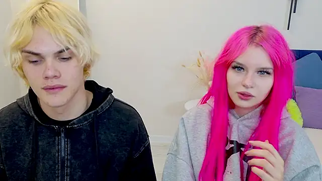 Bonnie And C1yde online show from October 8, 2025, 5:13 pm