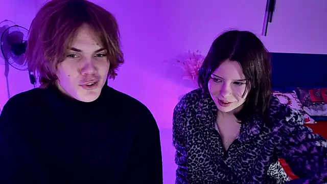 Snapshot of Bonnie_And_C1yde chatting on January 18, 2026, 2:20 pm Bonnie And C1yde online show from January 18, 2026, 2:20 pm