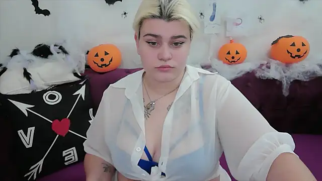 Amber Monro online show from October 27, 2025, 12:55 am