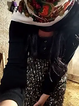 Snapshot of ezgi2545 chatting on April 14, 2026, 7:19 pm ezgi2545 online show from April 14, 2026, 7:19 pm