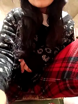 Snapshot of ezgi2545 chatting on March 26, 2026, 2:26 pm ezgi2545 online show from March 26, 2026, 2:26 pm