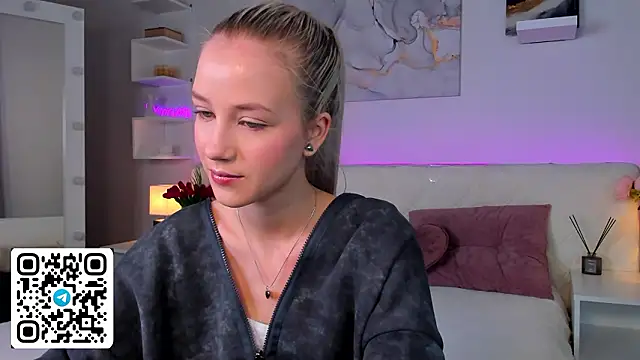 Snapshot of Anellyball chatting on February 16, 2026, 9:52 am Anellyball online show from February 16, 2026, 9:52 am