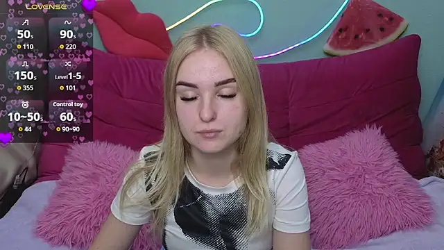 SofySofty online show from December 5, 2025, 5:39 am