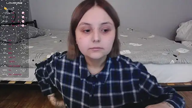 Snapshot of vendymories chatting on February 4, 2026, 6:58 pm vendymories online show from February 4, 2026, 6:58 pm