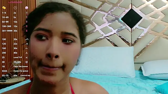 Snapshot of shyblacksweetiee chatting on September 27, 2025, 2:50 am shyblacksweetiee online show from September 27, 2025, 2:50 am