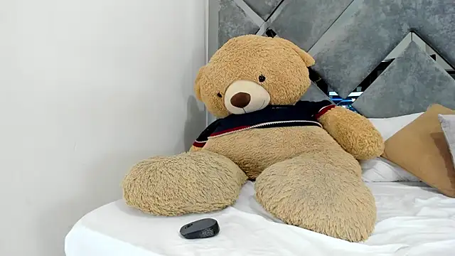 Snapshot of Sweet_Salome1 chatting on October 20, 2025, 12:49 pm Sweet Salome1 online show from October 20, 2025, 12:49 pm