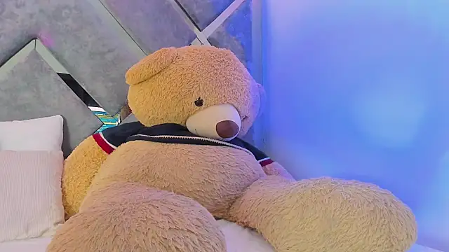 Snapshot of Sweet_Salome1 chatting on November 13, 2025, 12:31 pm Sweet Salome1 online show from November 13, 2025, 12:31 pm