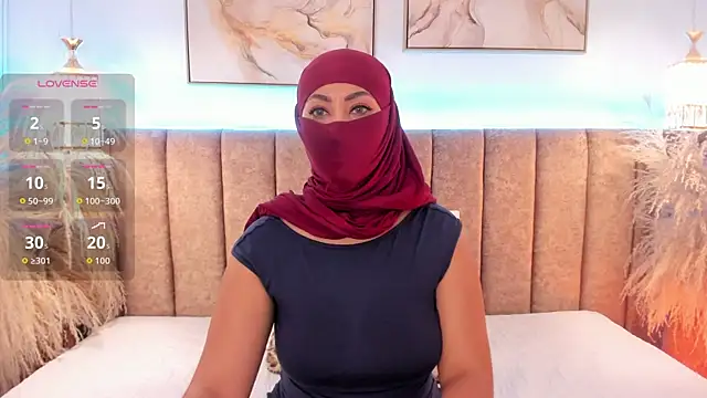 azza   online show from October 17, 2025, 12:18 pm