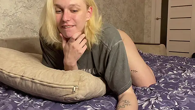 evelina228 online show from November 22, 2025, 10:41 pm