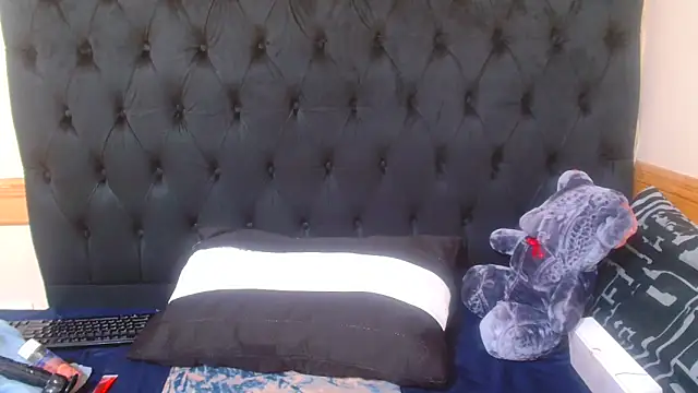 Sexy PureFire online show from December 14, 2025, 12:33 pm