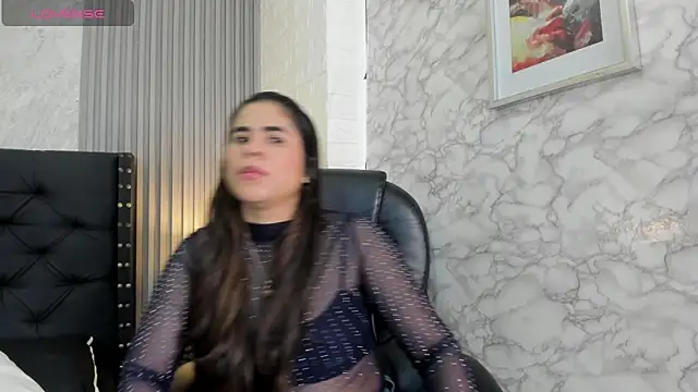 Snapshot of alicy__torres chatting on April 24, 2026, 12:18 pm alicy torres online show from April 24, 2026, 12:18 pm