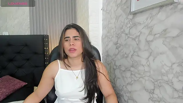 Snapshot of alicy__torres chatting on May 11, 2026, 12:17 pm alicy torres online show from May 11, 2026, 12:17 pm