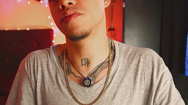 Snapshot of AlphaMasterXxx chatting on March 19, 2026, 12:38 pm AlphaMasterXxx online show from March 19, 2026, 12:38 pm