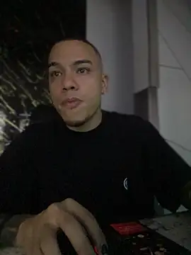 AlphaMasterXxx online show from November 12, 2025, 8:29 am