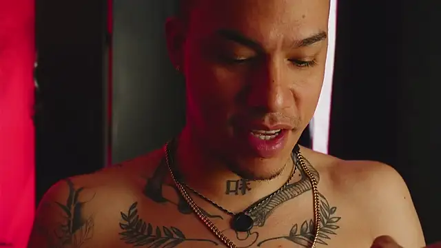 Snapshot of AlphaMasterXxx chatting on March 30, 2026, 5:47 pm AlphaMasterXxx online show from March 30, 2026, 5:47 pm