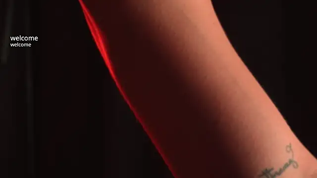 Snapshot of AlphaMasterXxx chatting on April 1, 2026, 12:39 pm AlphaMasterXxx online show from April 1, 2026, 12:39 pm