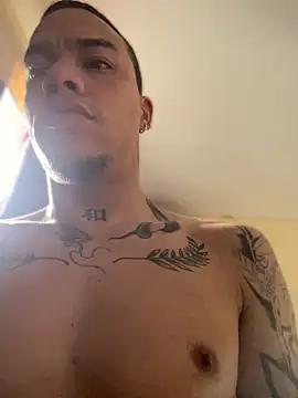 AlphaMasterXxx online show from November 1, 2025, 7:52 pm