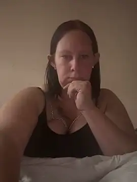 xSiindy95 online show from October 11, 2025, 9:27 pm