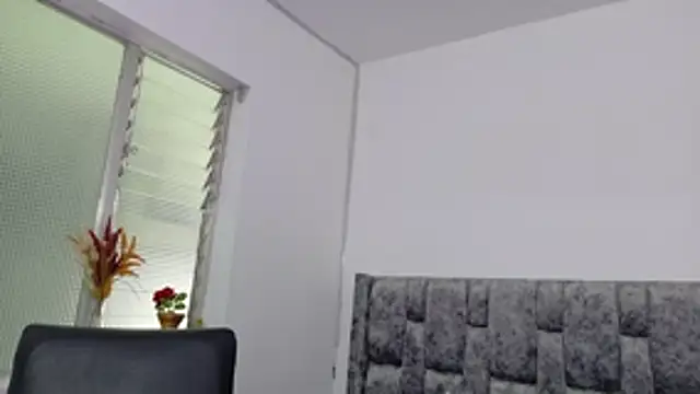 Snapshot of Lizbeth_Rouse chatting on September 29, 2025, 11:38 am Lizbeth Rouse online show from September 29, 2025, 11:38 am